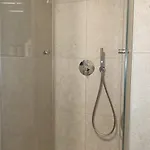 Adria 아파트